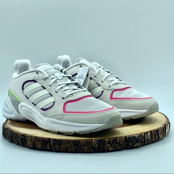 ADIDAS Women’s 90s Valasion Various Sizes - Picture 4 of 7